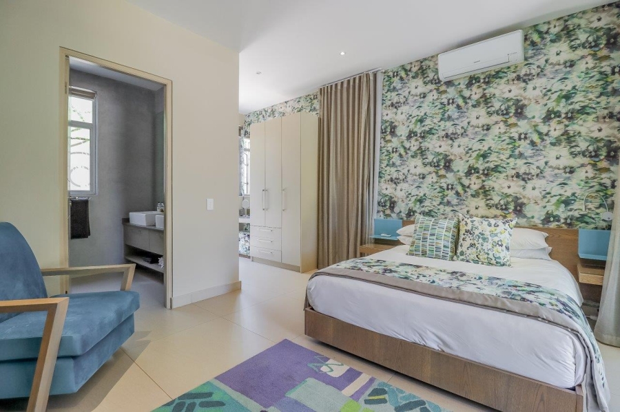 6 Bedroom Property for Sale in The Islands Estates North West